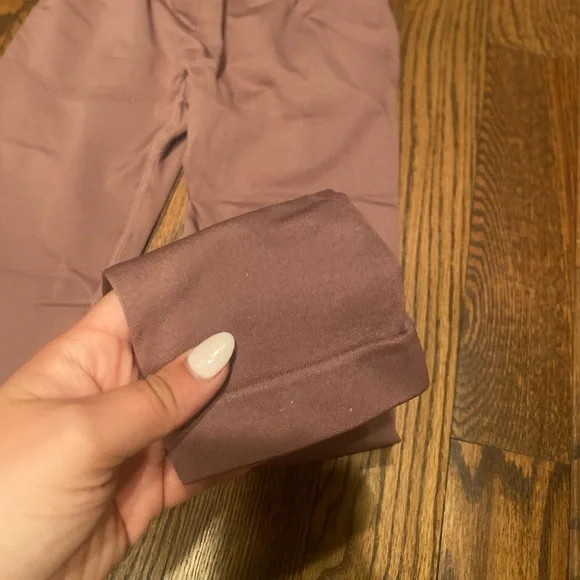 Hotexy Two Piece Workout Set - Picture 13 of 14